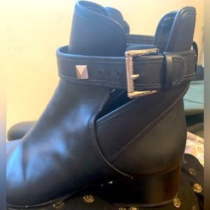 Michael Kors Britton ankle boots EUC